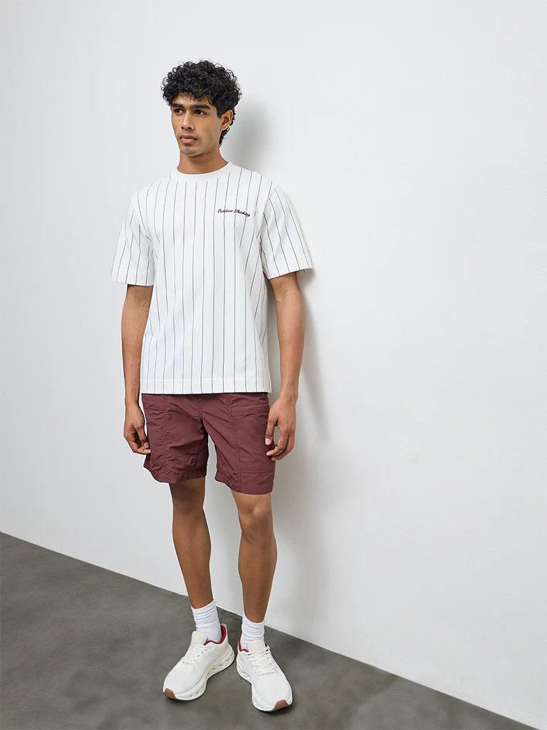 Nuoflexx White Striped Relaxed-Fit T-Shirt - Image 2