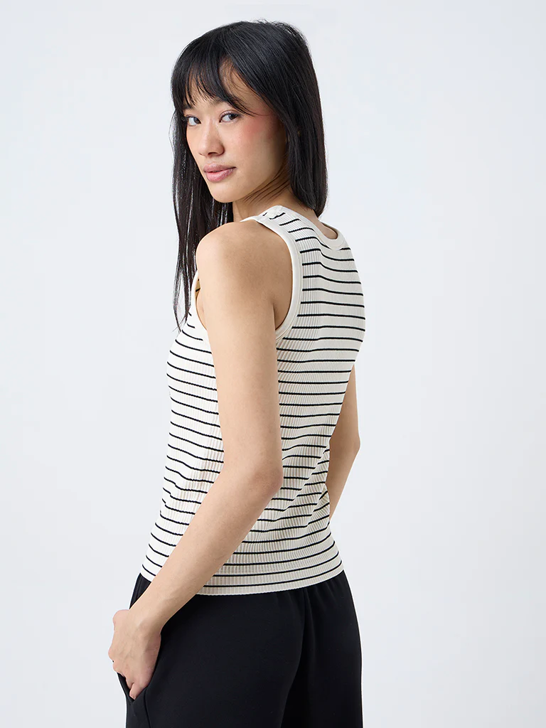 Nuoflexx White Striped Tank Top - Image 4