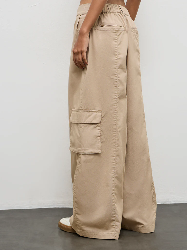 Nuon Beige High-Rise Cargo Pants - Image 4