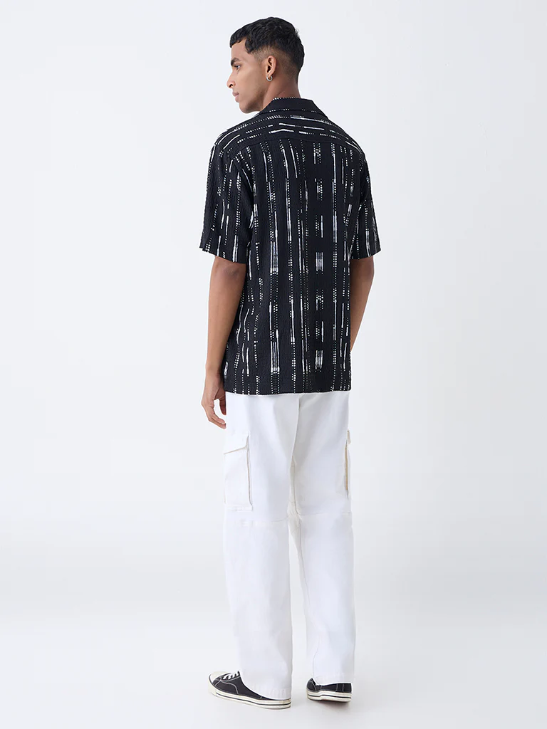 Nuon Black Abstract Design Relaxed-Fit Shirt - Image 4