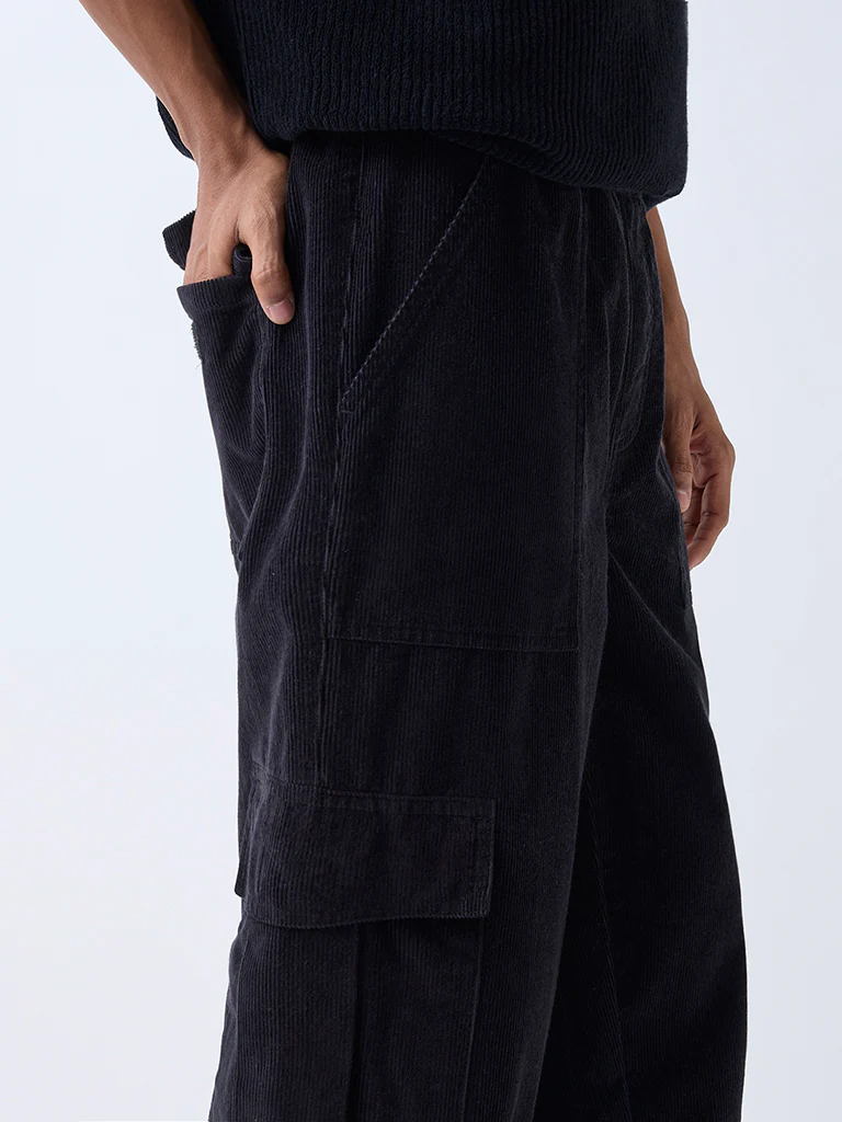 Nuon Black Cargo-Style Relaxed-Fit Mid-Rise Corduroy Pants - Image 4