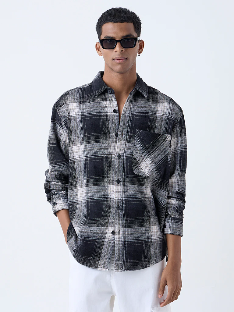 Nuon Black Checks Printed Relaxed-Fit Cotton Shirt