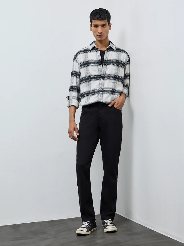 Nuon Black Hendrix Slim-Fit Mid-Rise Denim Jeans