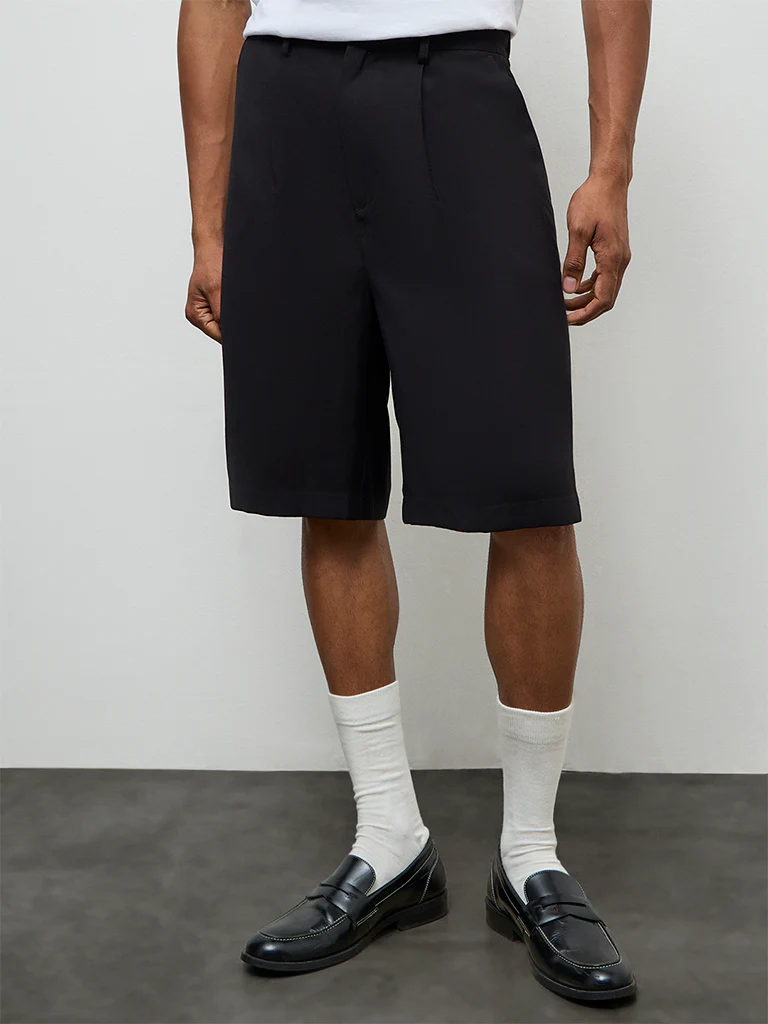 Nuon Black Pleated Relaxed-Fit Shorts