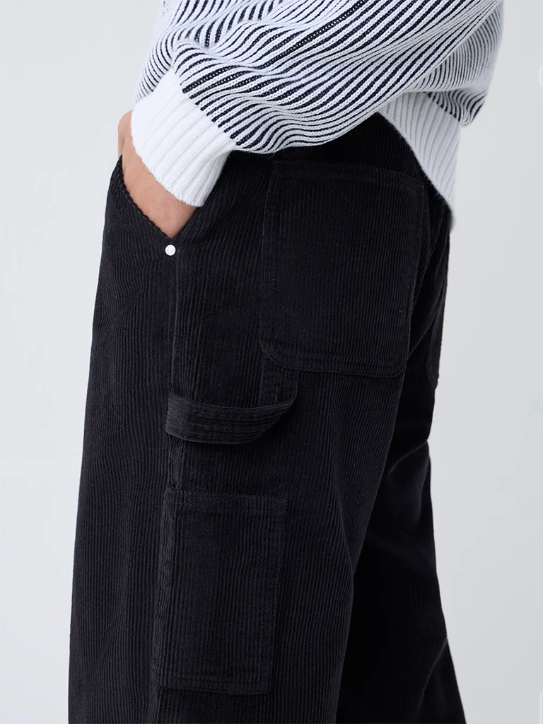 Nuon Black Relaxed-Fit Mid-Rise Corduroy Trousers - Image 4