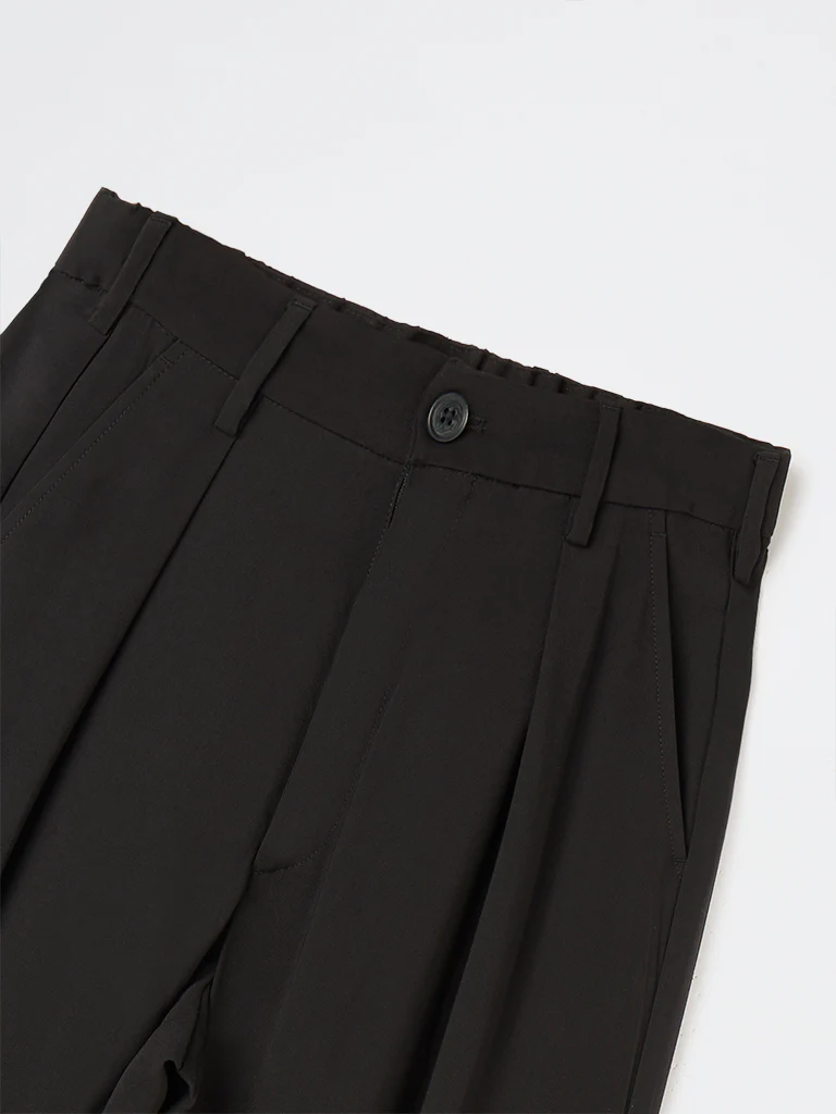 Nuon Black Relaxed-Fit Mid-Rise Trousers - Image 4