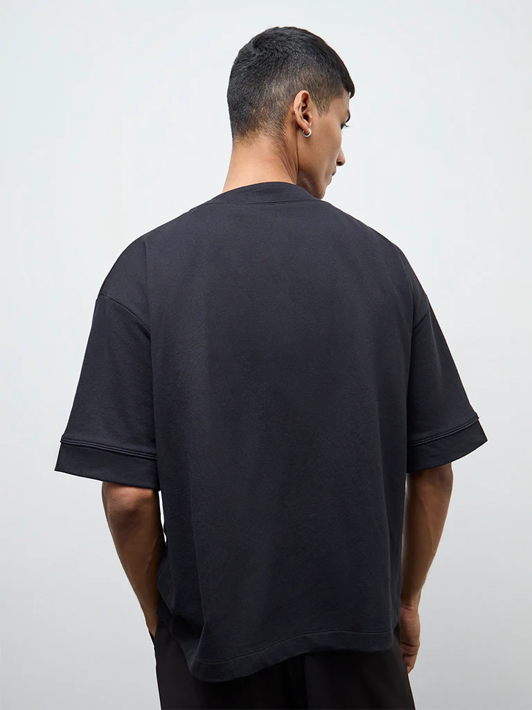 Nuon Black Text Design Relaxed-Fit Cotton-Blend T-Shirt - Image 4
