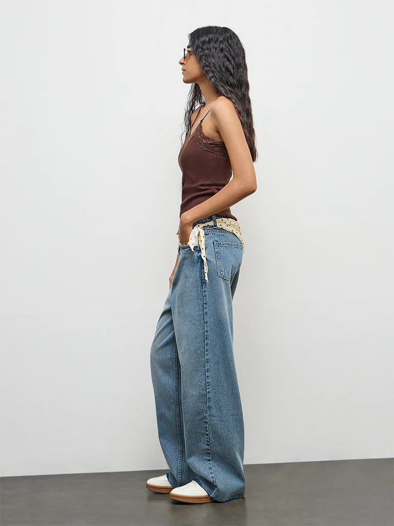 Nuon Blue Washed High-Rise Jeans with Scarf