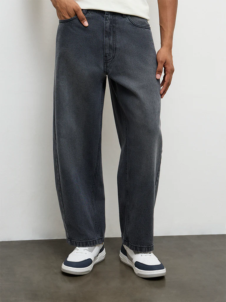 Nuon Charcoal Barrel-Fit Mid-Rise Jeans - Image 3