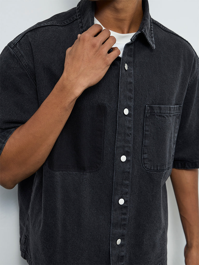 Nuon Charcoal Relaxed-Fit Denim Shirt - Image 4