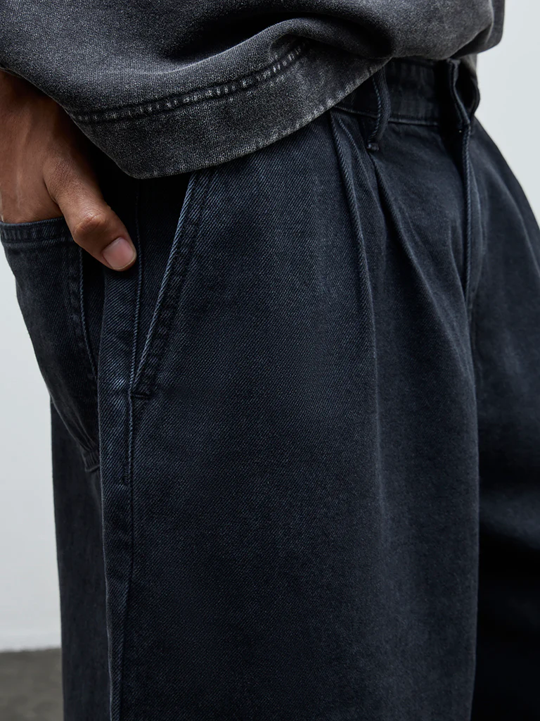 Nuon Charcoal Relaxed-Fit Mid-Rise Denim Jorts - Image 3