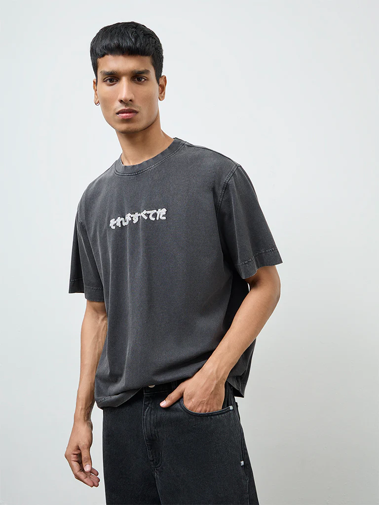 Nuon Charcoal Typographic Relaxed-Fit Cotton T-Shirt - Image 2