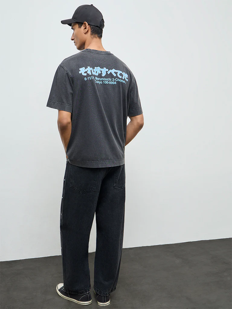 Nuon Charcoal Typographic Relaxed-Fit Cotton T-Shirt - Image 4