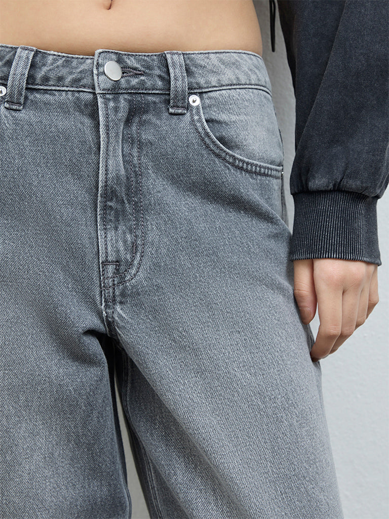 Nuon Grey Faded High-Rise Cotton Jeans - Image 3