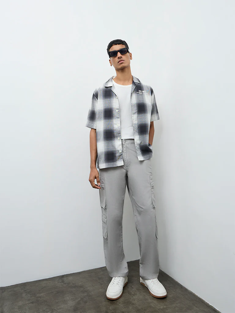 Nuon Grey Relaxed-Fit Mid-Rise Cotton Cargo Trousers