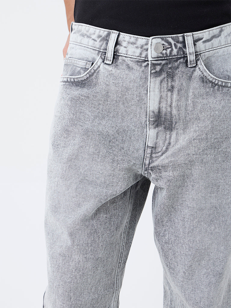 Nuon Grey Washed Relaxed-Fit Mid-Rise Jeans - Image 4