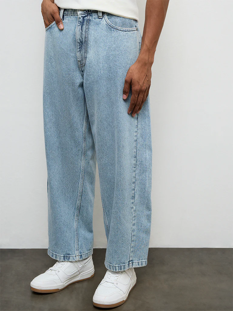 Nuon Light Blue Barrel-Fit Mid-Rise Jeans - Image 2