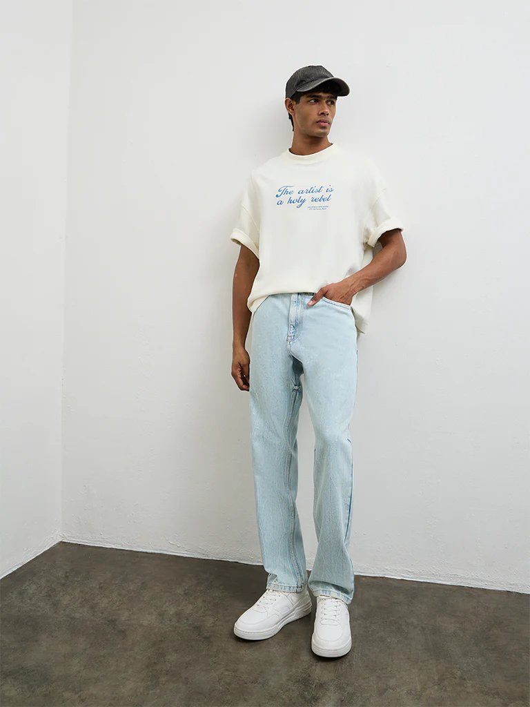 Nuon Light Blue Relaxed Fit Mid-Rise Jeans