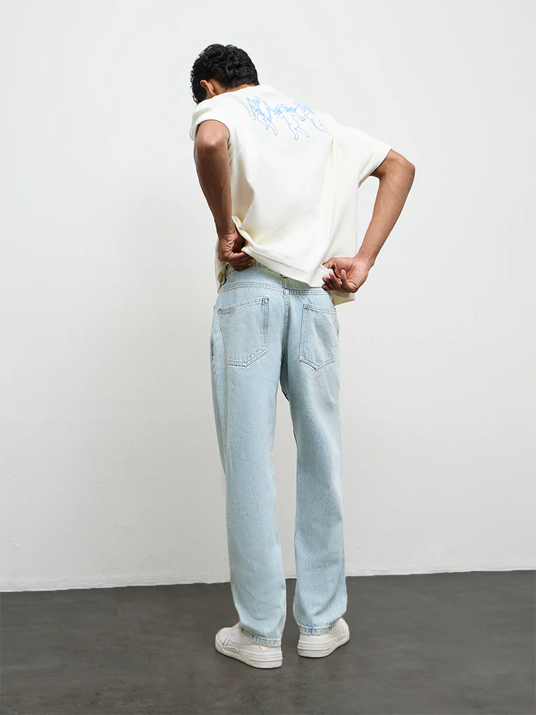 Nuon Light Blue Relaxed Fit Mid-Rise Jeans - Image 4