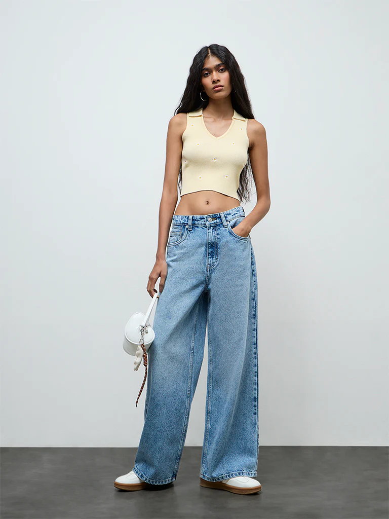 Nuon Light Blue Washed Relaxed-Fit High-Rise Jeans