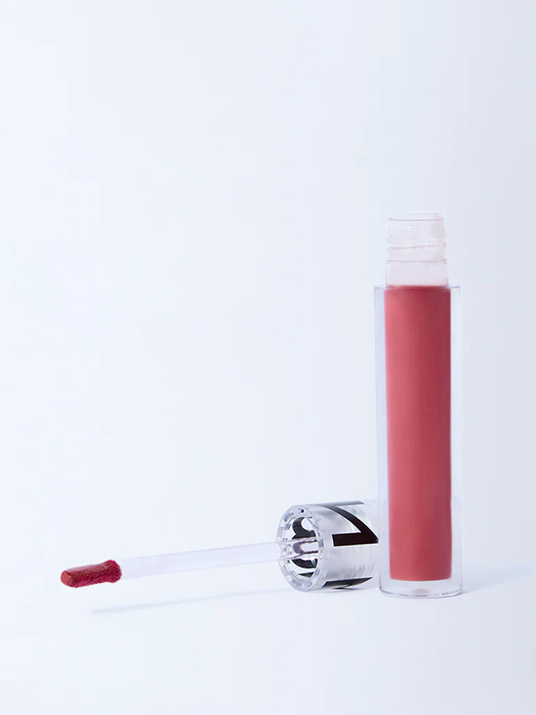 Nuon Liquid Matte Crimson R-02 Lipstick - 4.4 ml