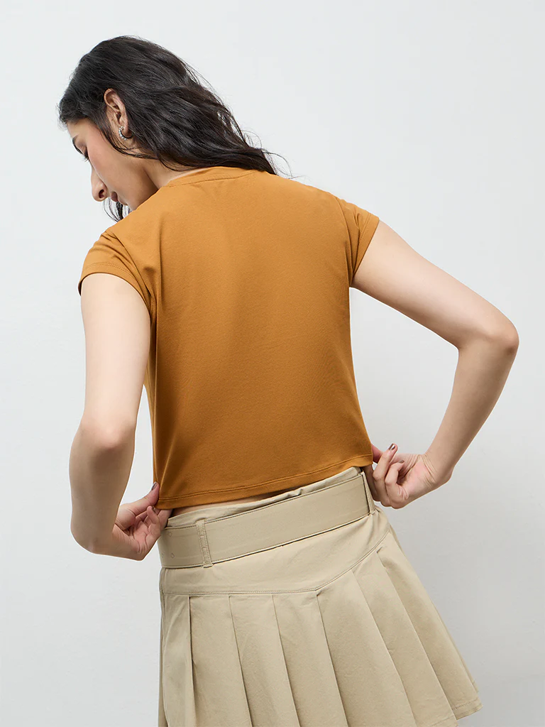 Nuon Mustard Text-Printed Cotton-Blend T-Shirt - Image 4