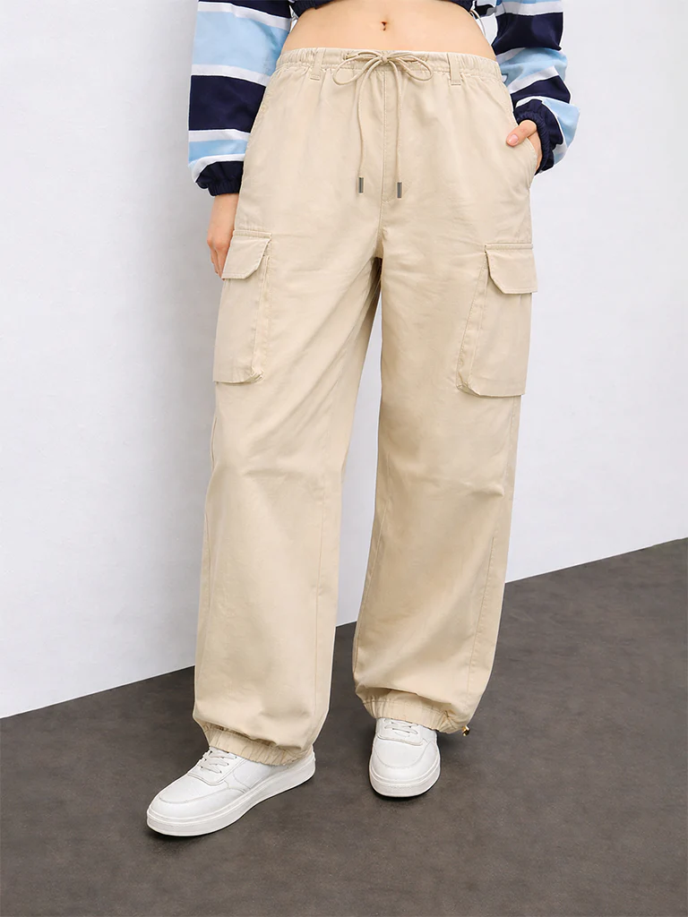 Nuon Off-White Barrel-Fit High-Rise Cotton-Blend Trousers - Image 2