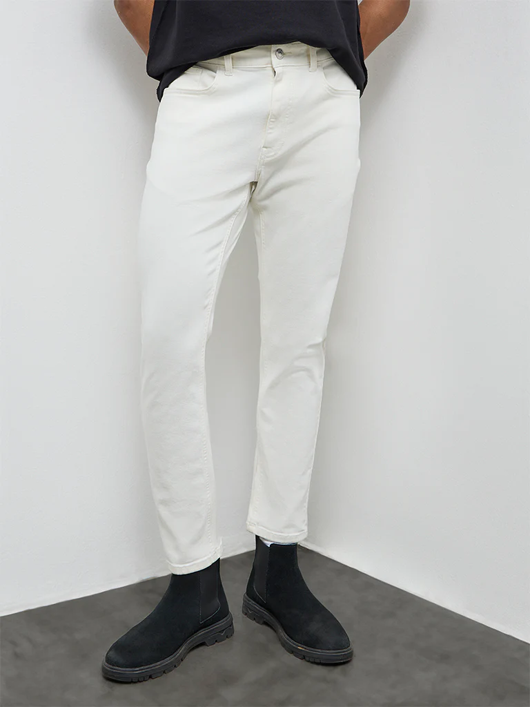 Nuon Off-White Hendrix-Fit Mid-Rise Jeans - Image 2
