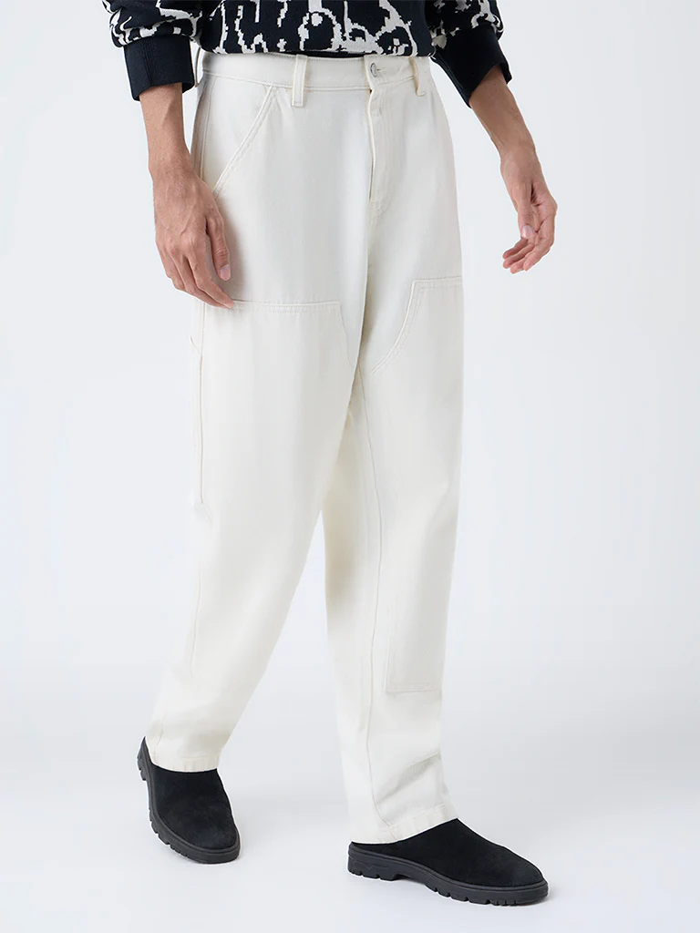 Nuon Off-White Relaxed-Fit Mid-Rise Jeans - Image 2