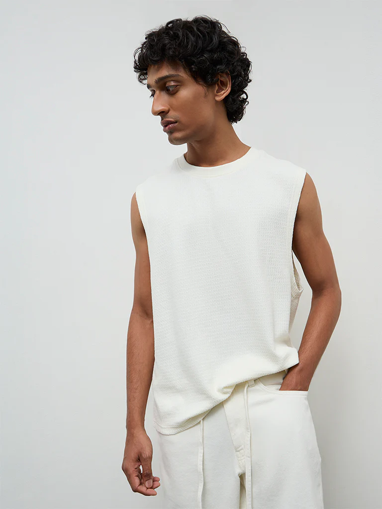 Nuon Off-White Textured Relaxed-Fit Cotton T-Shirt