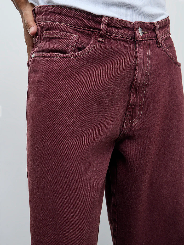 Nuon Red Relaxed-Fit Mid-Rise Jeans - Image 3