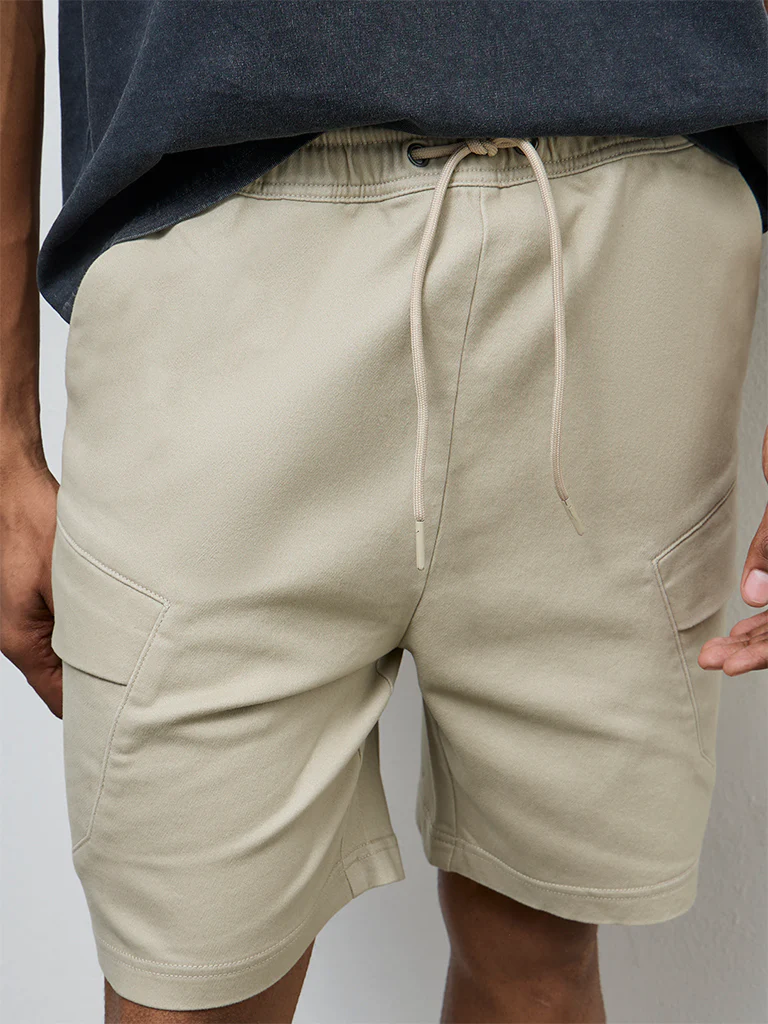Nuon Taupe Solid Relaxed-Fit Mid-Rise Cotton-Blend Shorts - Image 4