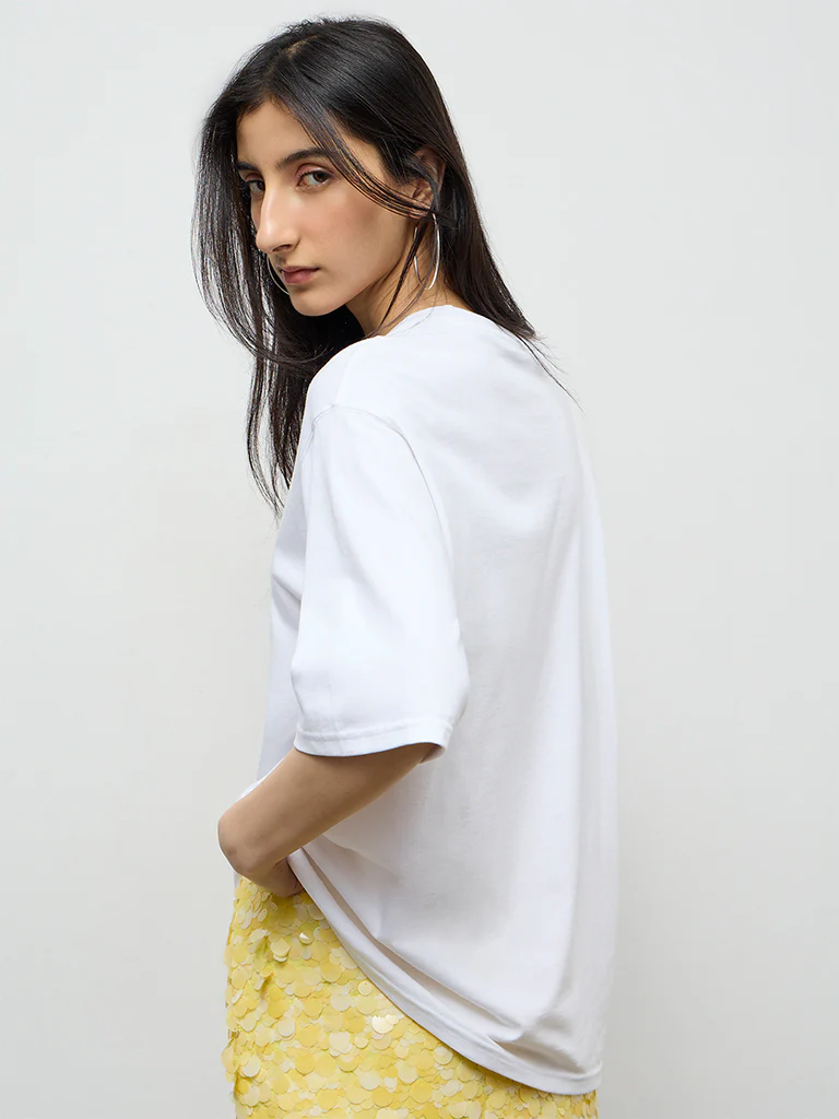 Nuon White Graphic Printed Cotton T-Shirt - Image 4
