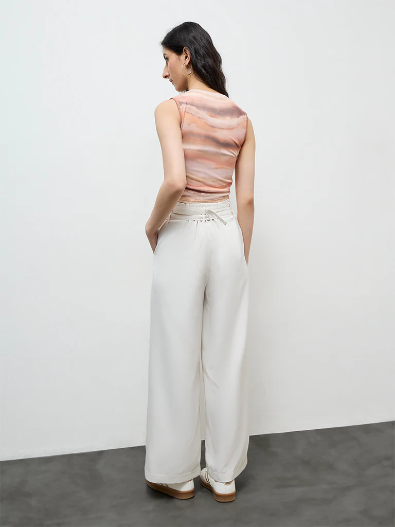 Nuon White High-Rise Trousers with Belt - Image 4