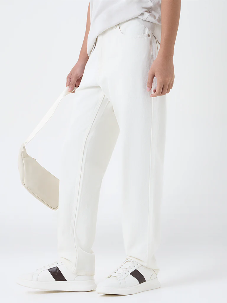 Nuon White Relaxed-Fit Mid-Rise Jeans - Image 2