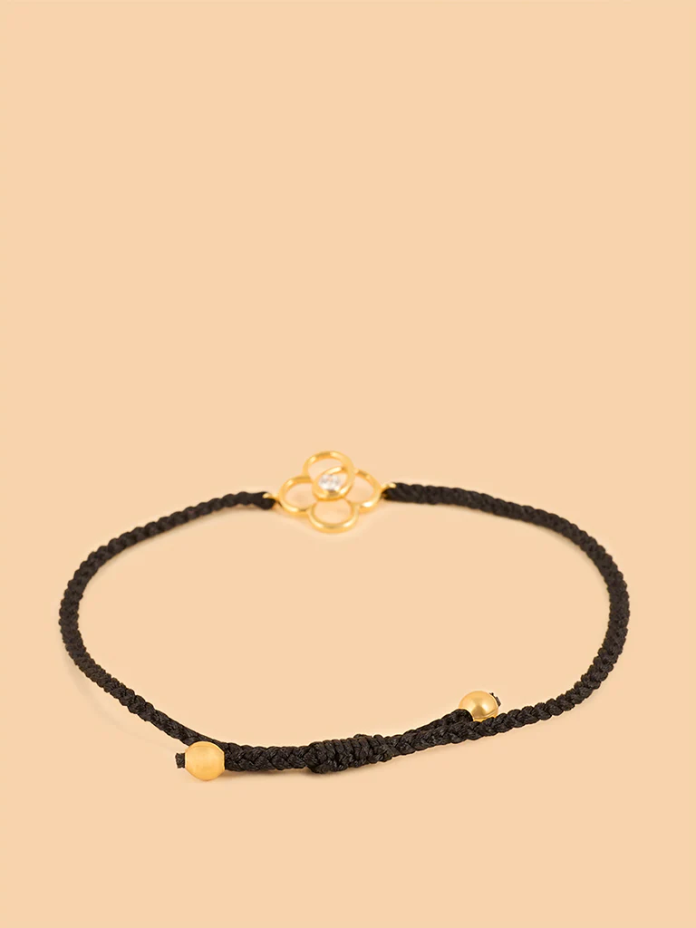 Delicate Floral Lace-Diamond Macrame Bracelet - Image 2