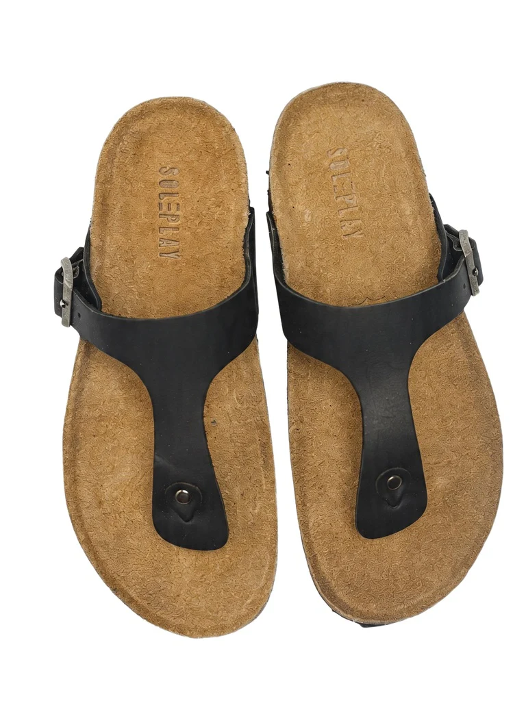 SOLEPLAY Black Buckle-Detailed Thong Strap Sandals - Image 3