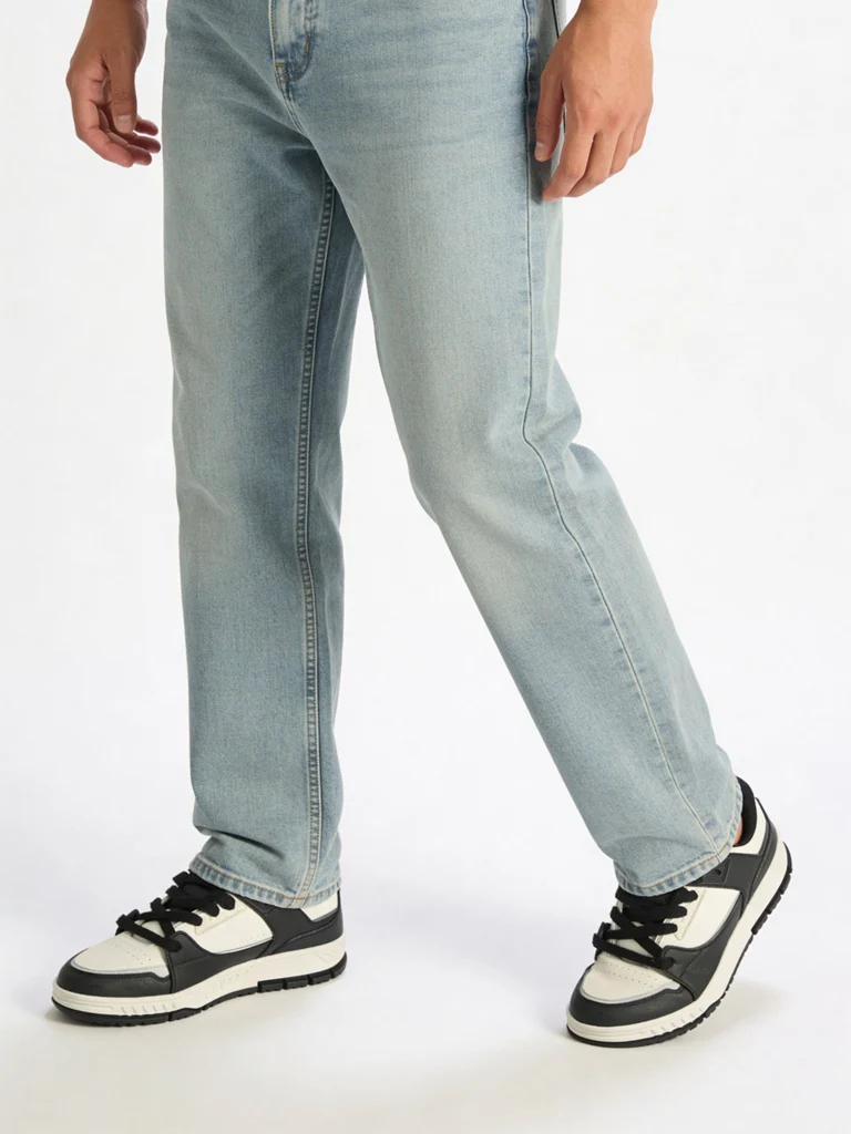 SOLEPLAY Black Colour-Blocked Lace-Up Sneakers
