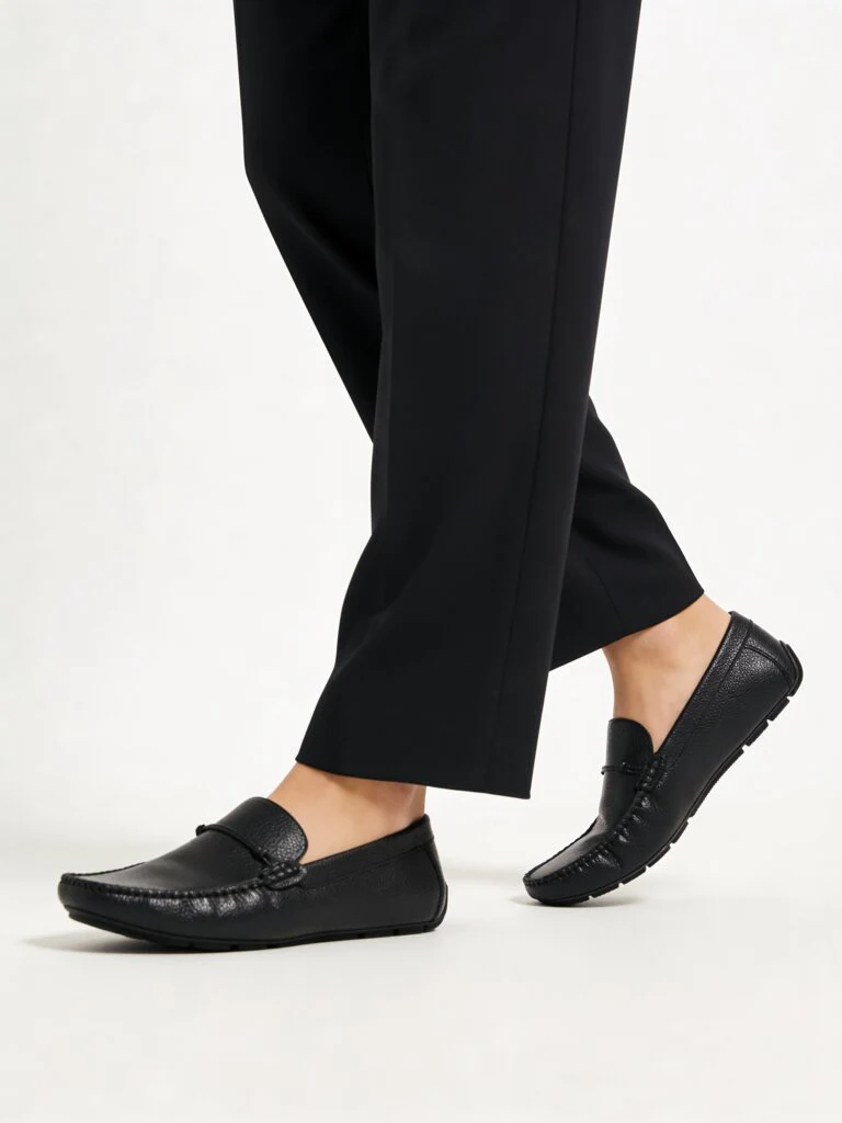 SOLEPLAY Black Solid Leather Loafers
