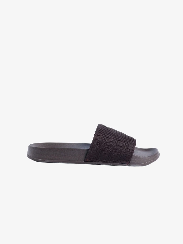 SOLEPLAY Brown Textured Slip-On Slides - Image 2