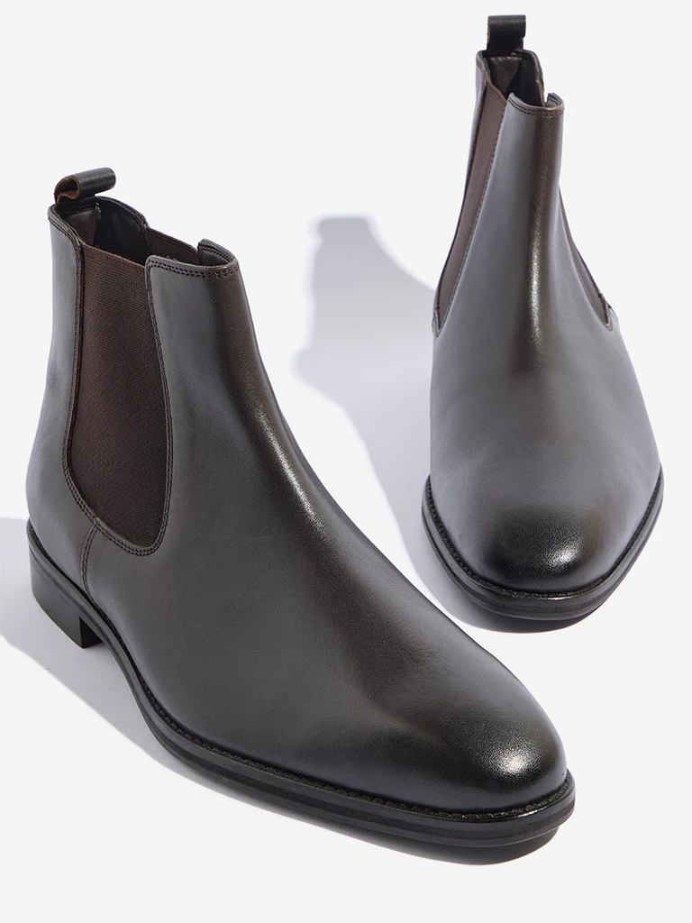 SOLEPLAY Dark Brown Chelsea Boots - Image 4