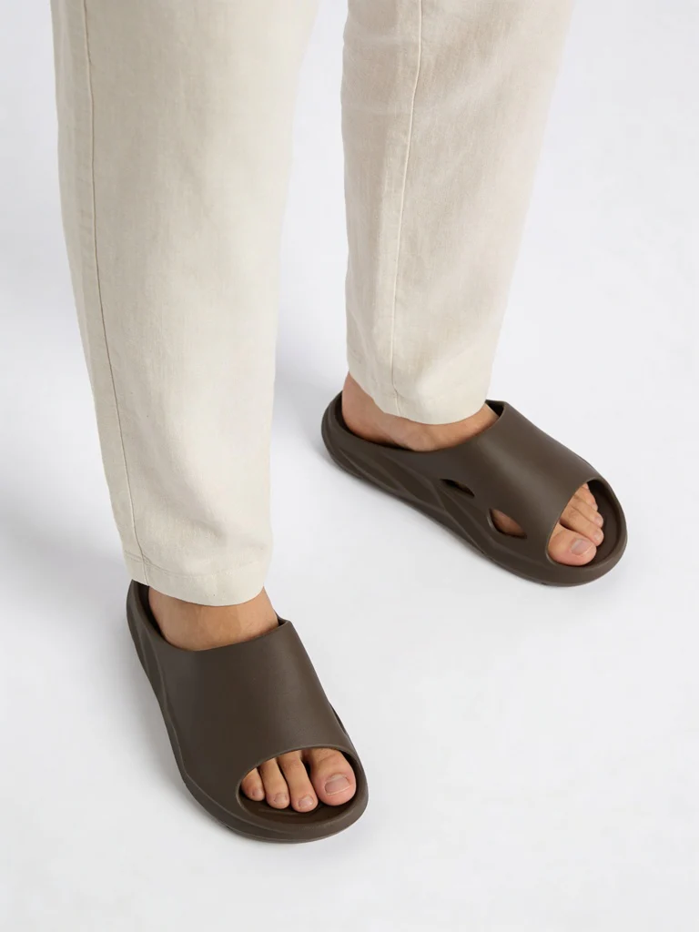 SOLEPLAY Dark Brown Sports Slides