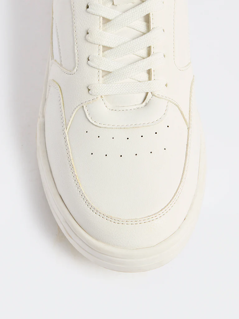 SOLEPLAY White Perforated Lace-Up Sneakers - Image 4