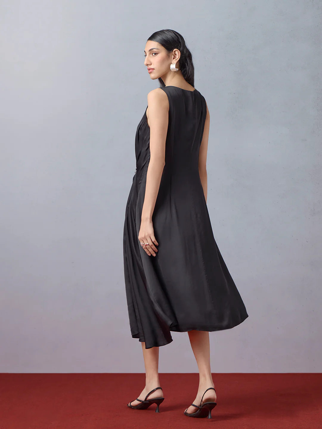 Solid Midi Dress - Black - Image 4