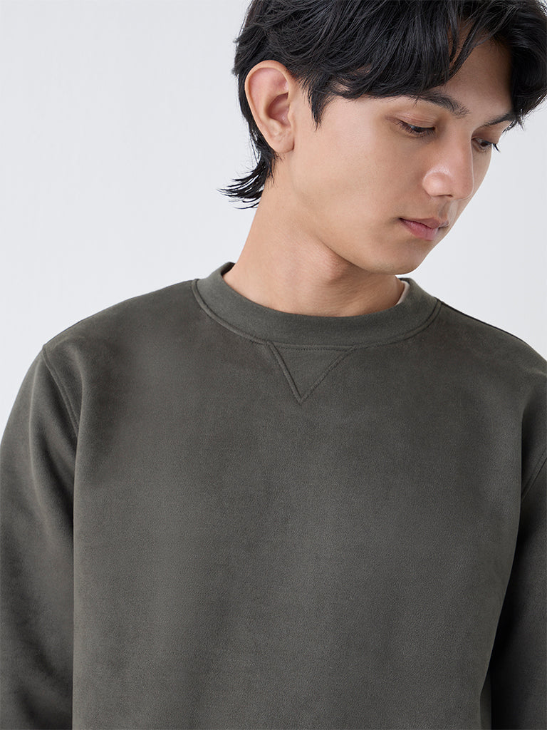 Studiofit Olive Solid Relaxed-Fit Suede Sweatshirt - Image 4