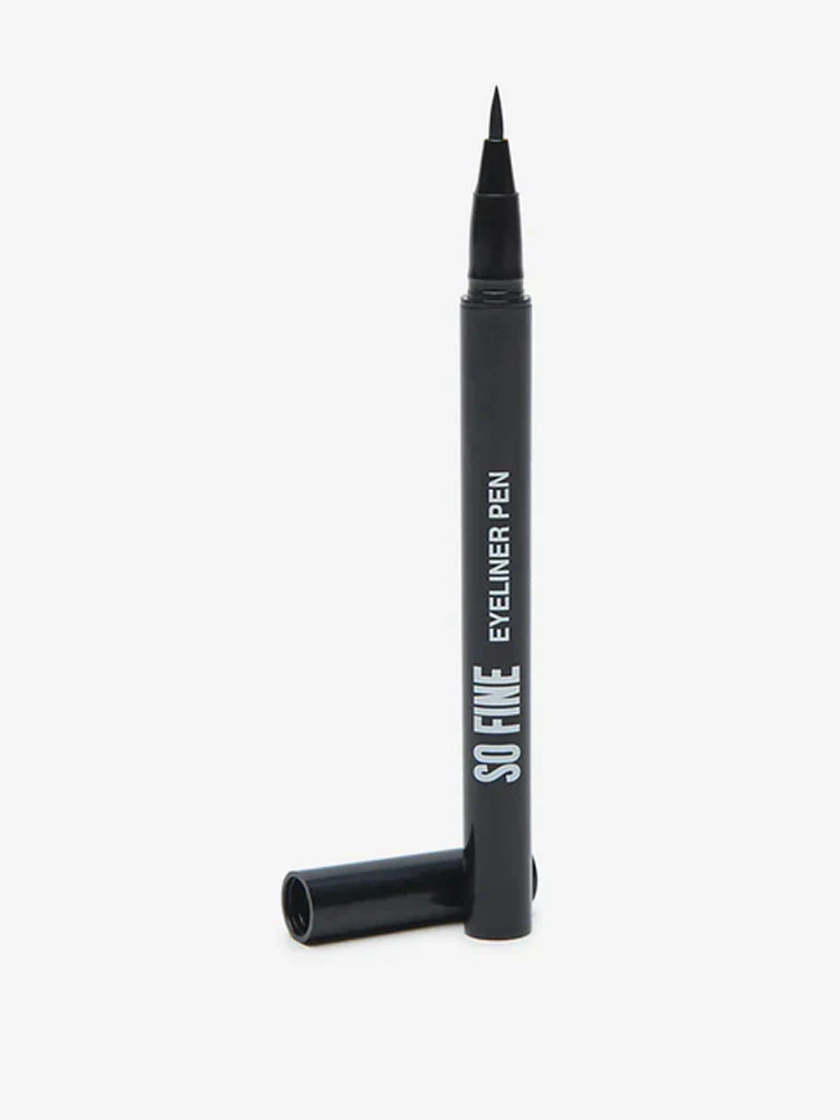 Studiowest Black So Fine Eyeliner Pen - 0.9 ml - Image 3