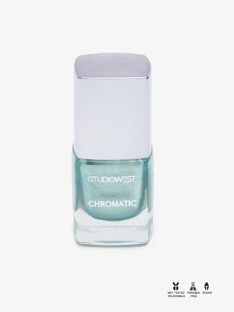 Studiowest Chromatic Green Chrome Ivy GR-30 Nail Colour - 8 ml - Image 3
