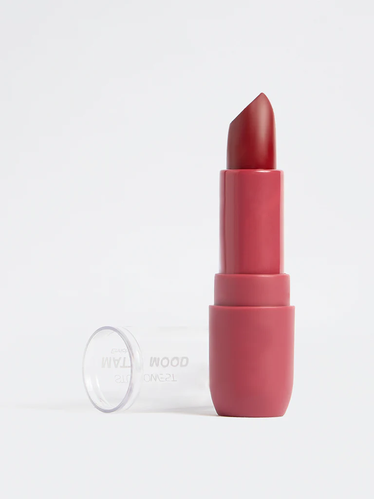 Studiowest Matte Mood Dare BE-01 Lipstick - 4.2 gm