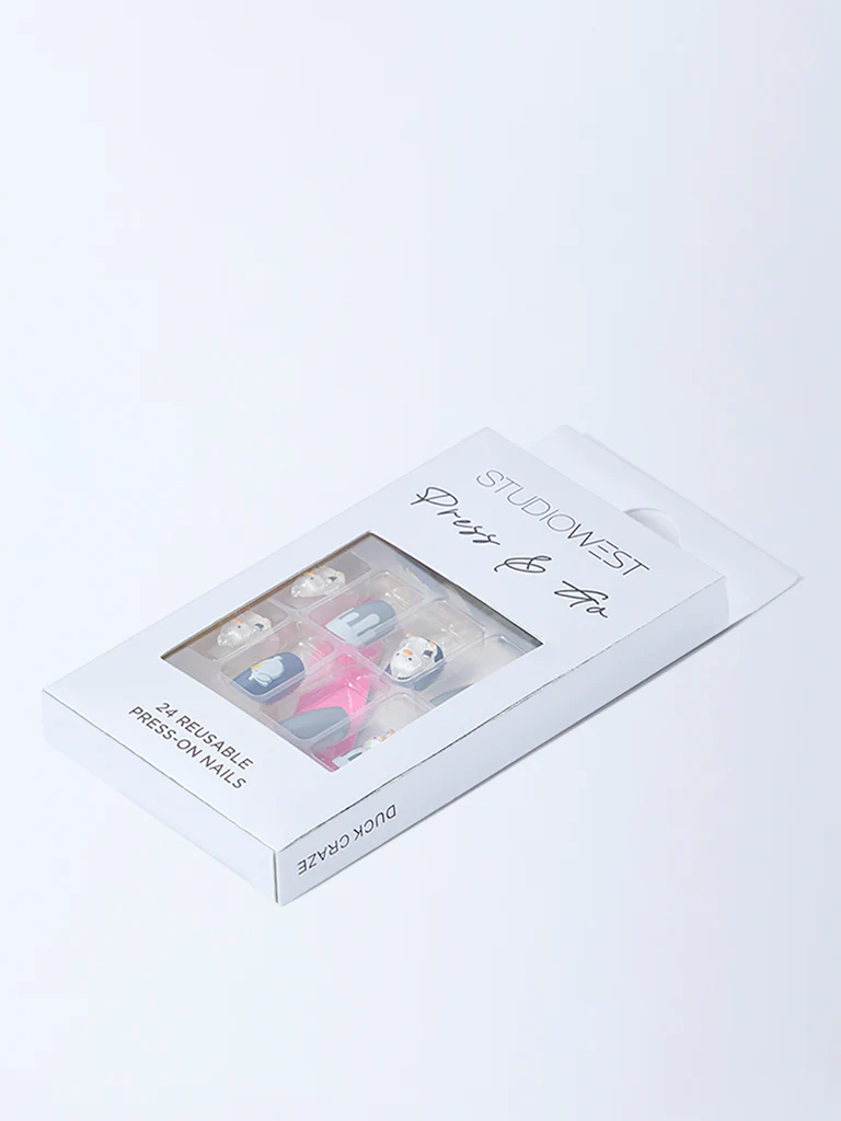 Studiowest Press & Go Duck Craze Reusable Press-On Nail Set - Image 3