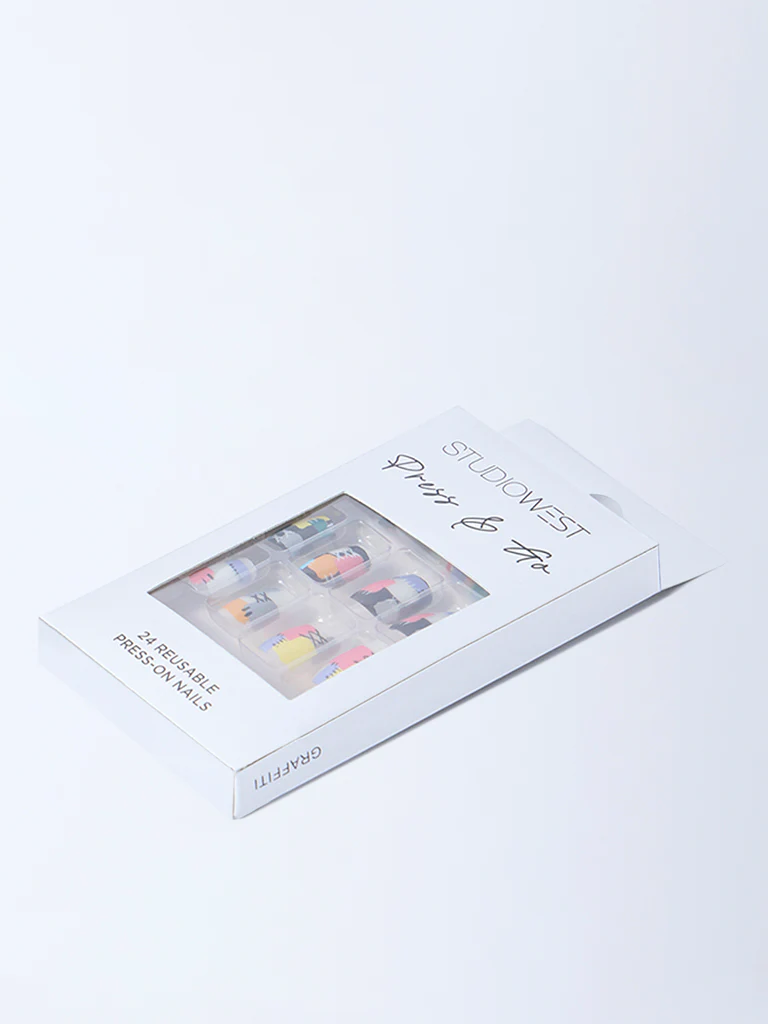 Studiowest Press & Go Graffiti Reusable Press-On Nail Set - Image 3